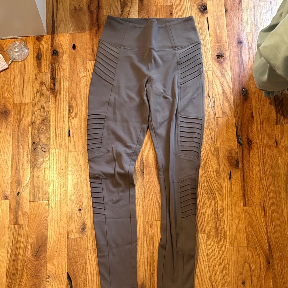 Athleta Charcoal Leggings